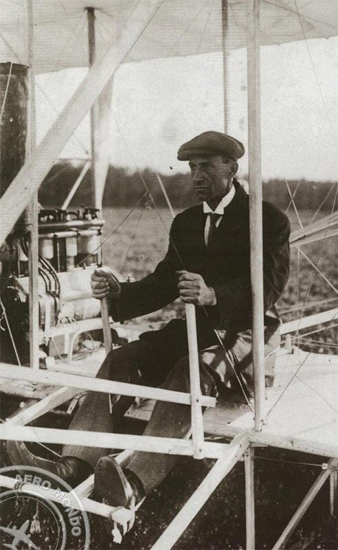 aero-mondo-wilbur-wright-1909-le-mans-2-800px