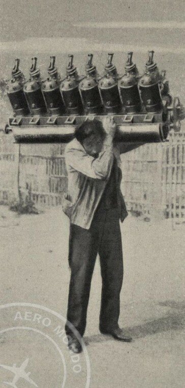 aero-mondo-moteur-antoinette-100-chevaux